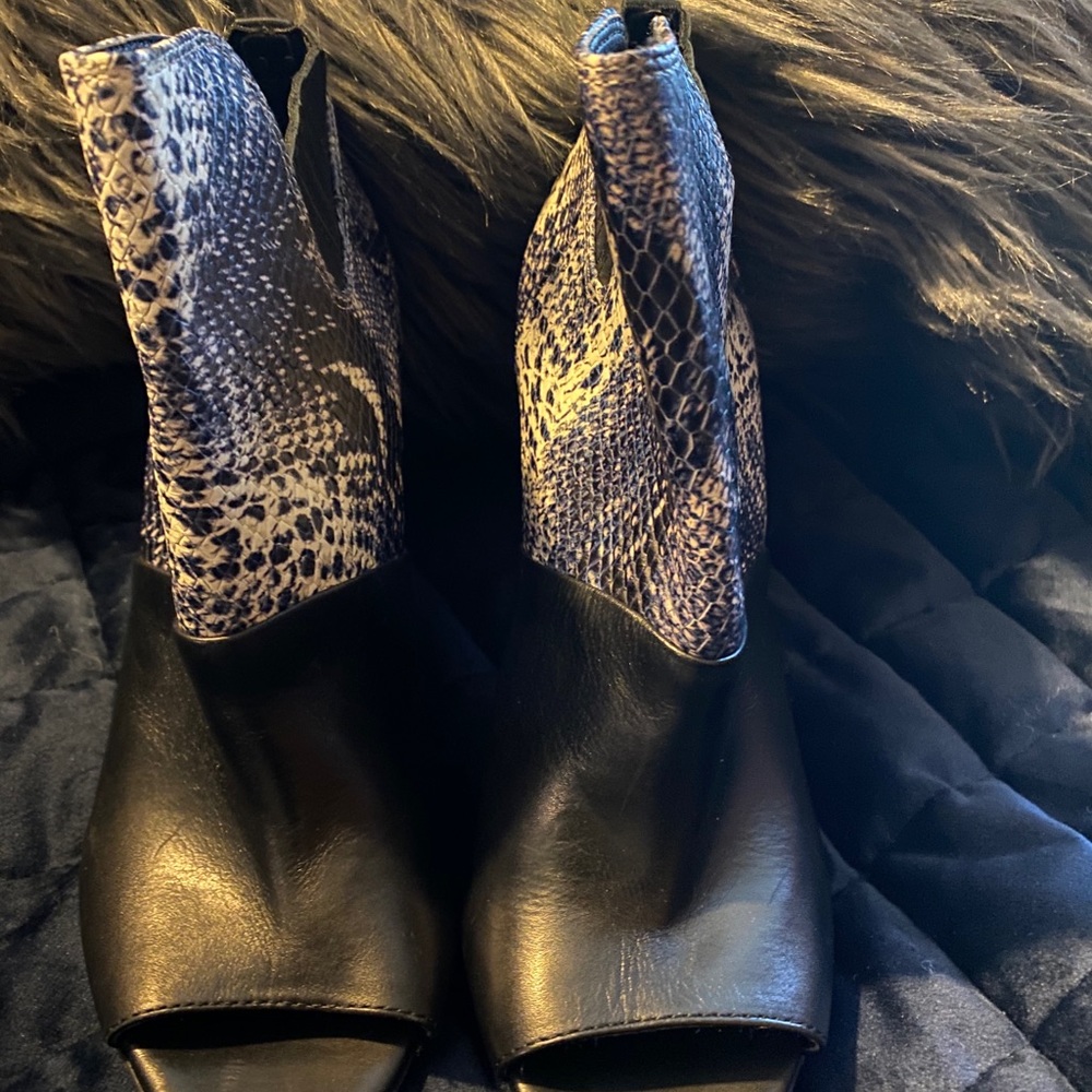 Booties - Picture 3 of 7